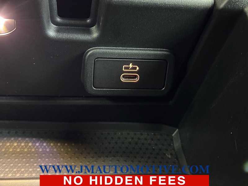 Used 2023 BMW 430i xDrive Convertible w/ M Sport Package image 35