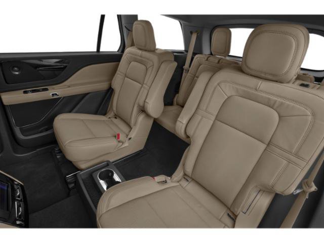 Used 2020 Lincoln Aviator Reserve w/ Equipment Group 201A RWD image 13