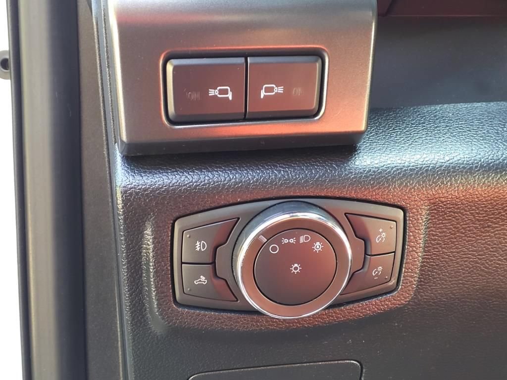 Used 2020 Ford F150 Lariat AWD/4WD image 22