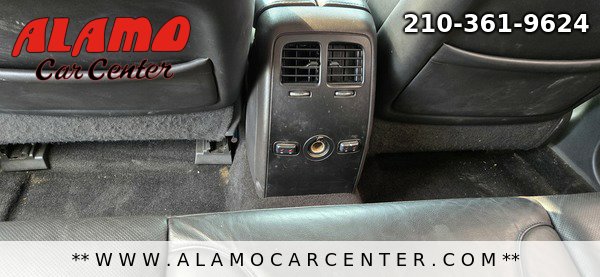 Used 2013 Lincoln MKS image 30