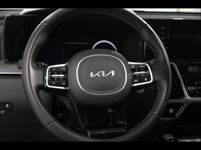 Used 2023 Kia Sorento SX image 7