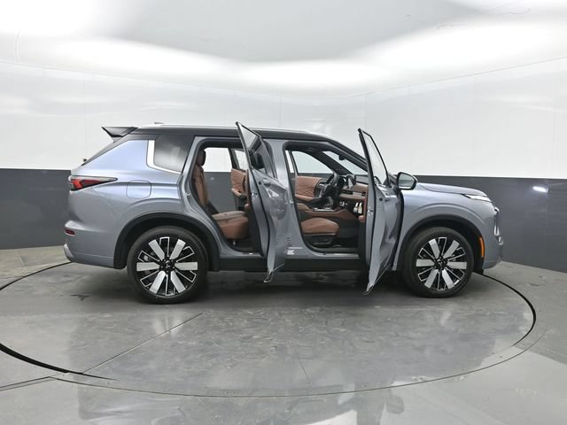 New 2026 Mitsubishi Outlander SEL FWD image 39