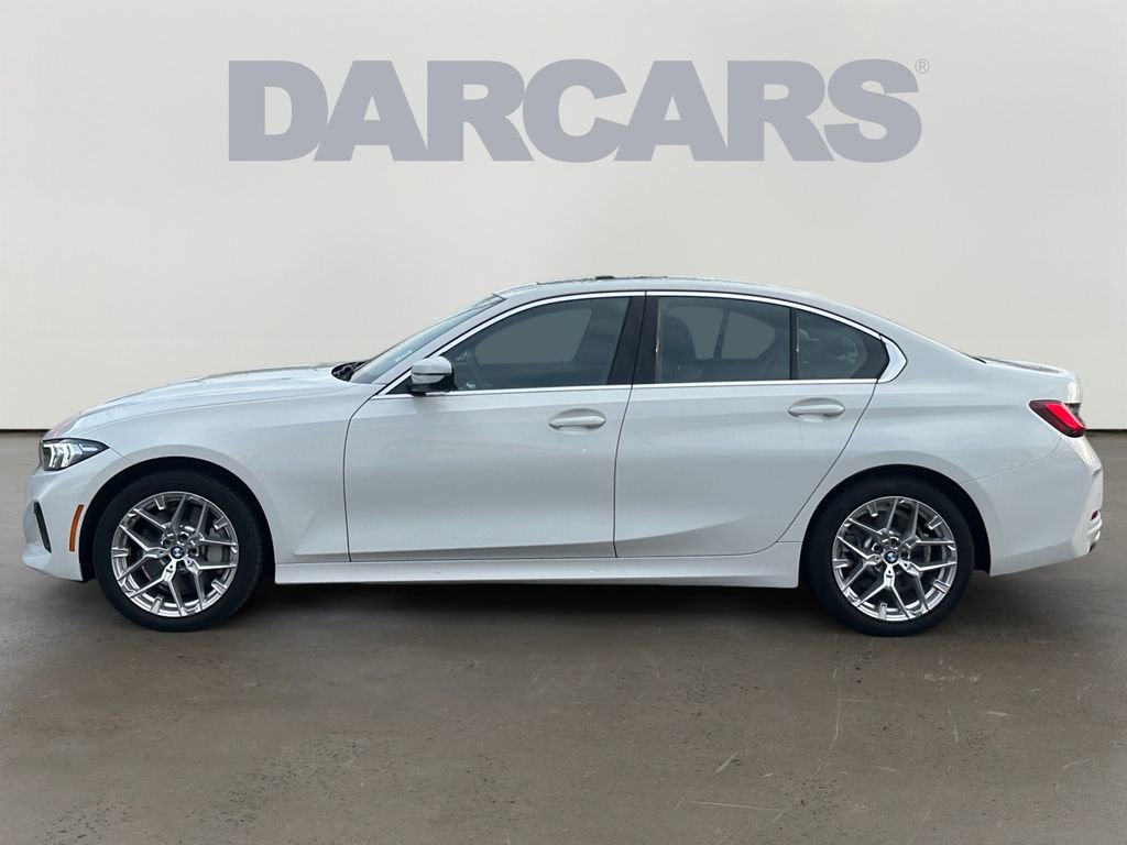 Used 2025 BMW 330i xDrive Sedan image 4