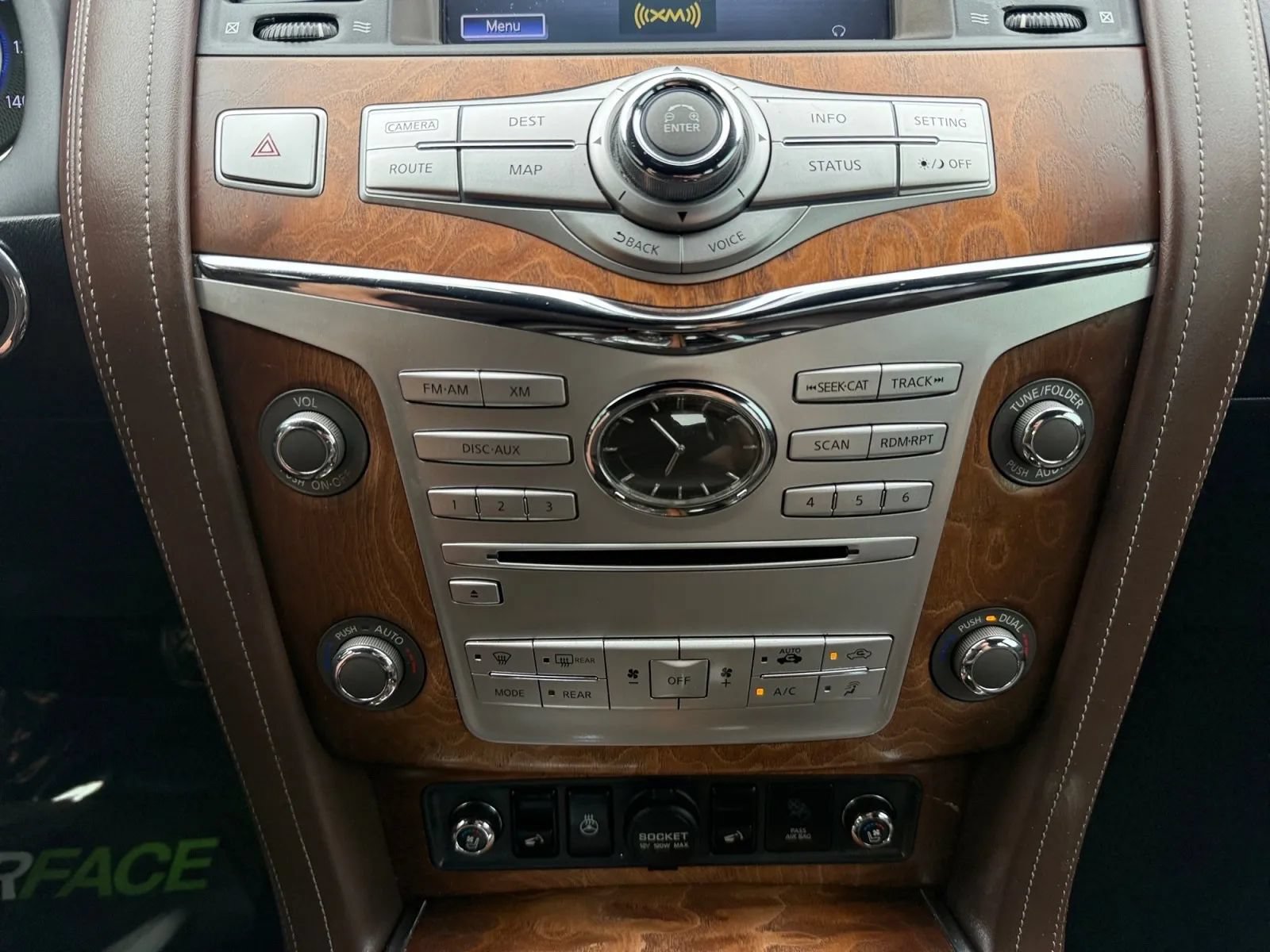 Used 2017 INFINITI QX80 Limited w/ All Season Package AWD/4WD image 28