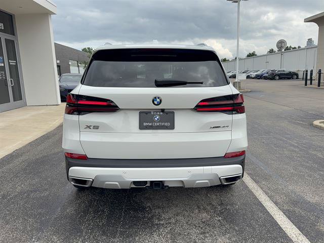 Used 2024 BMW X5 xDrive40i w/ Premium Package AWD/4WD image 4
