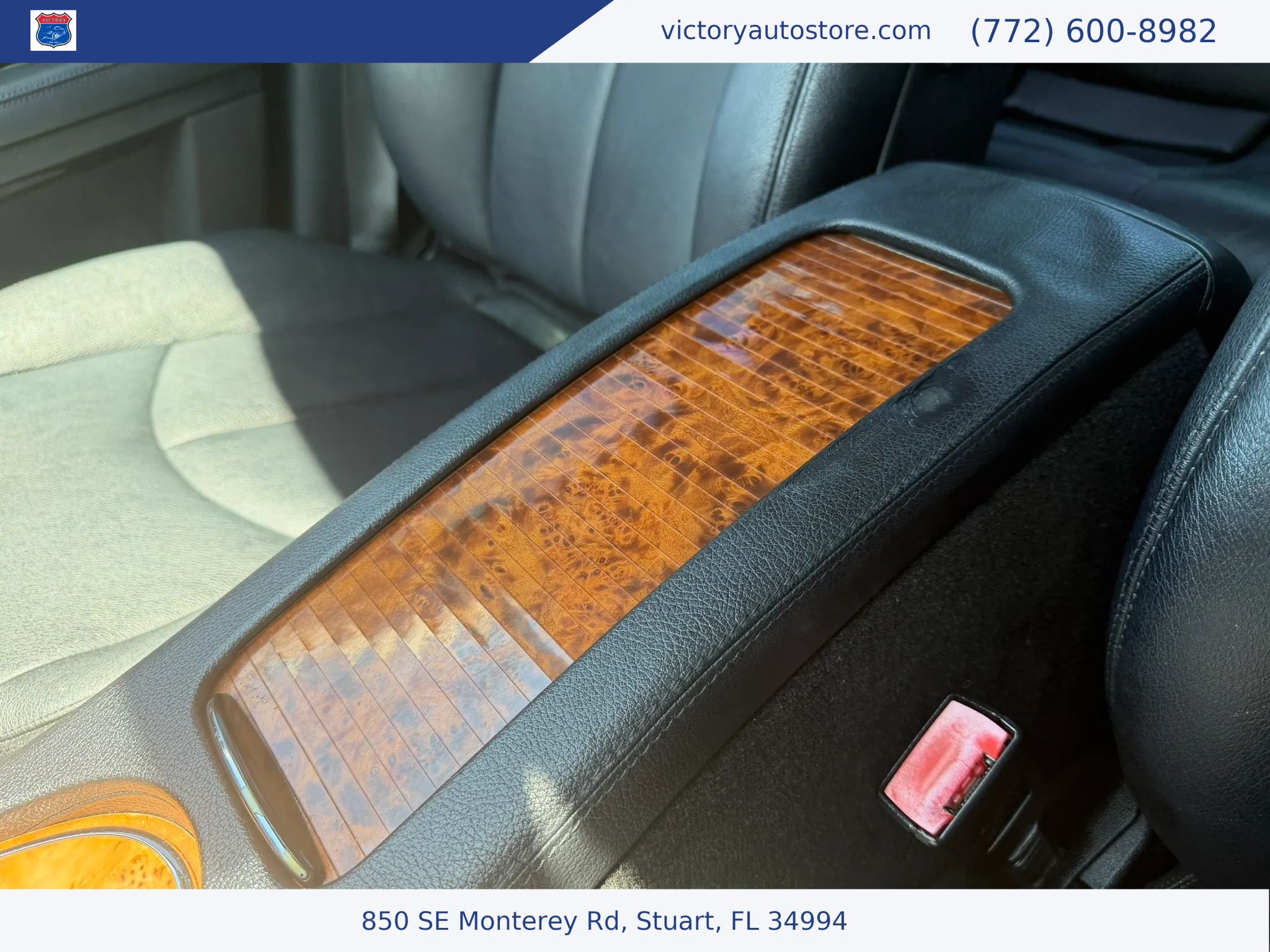 Used 2009 Mercedes-Benz E 320 BlueTEC Sedan image 38