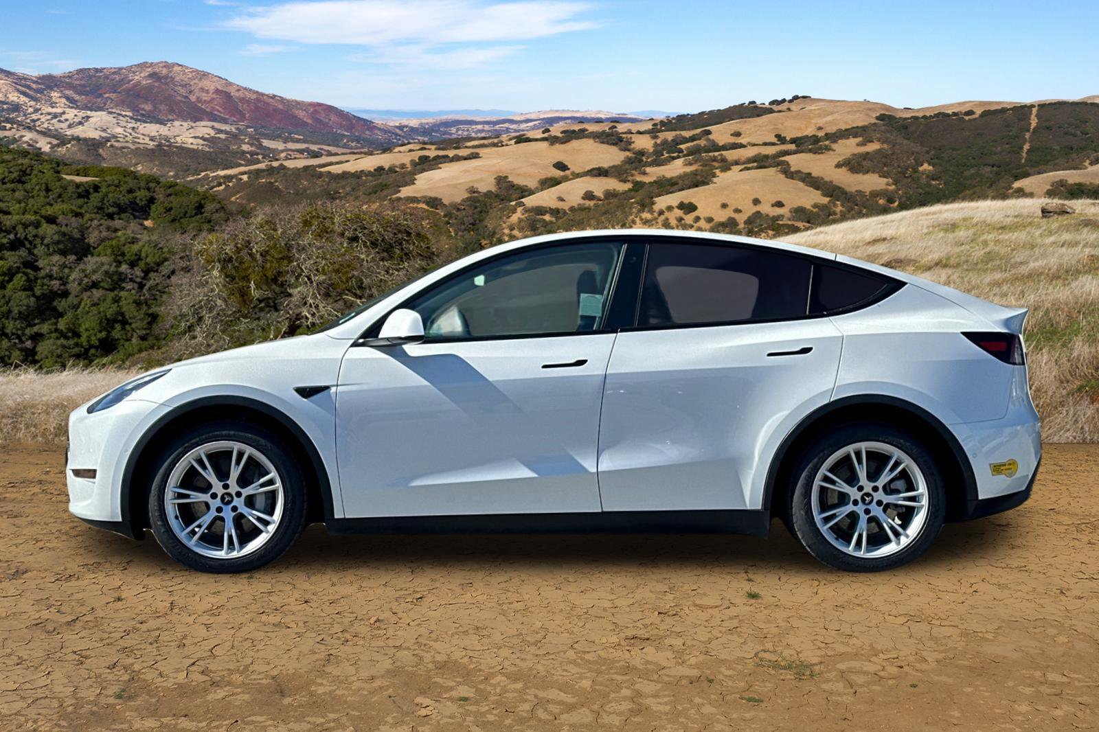 Used 2021 Tesla Model Y Long Range image 7