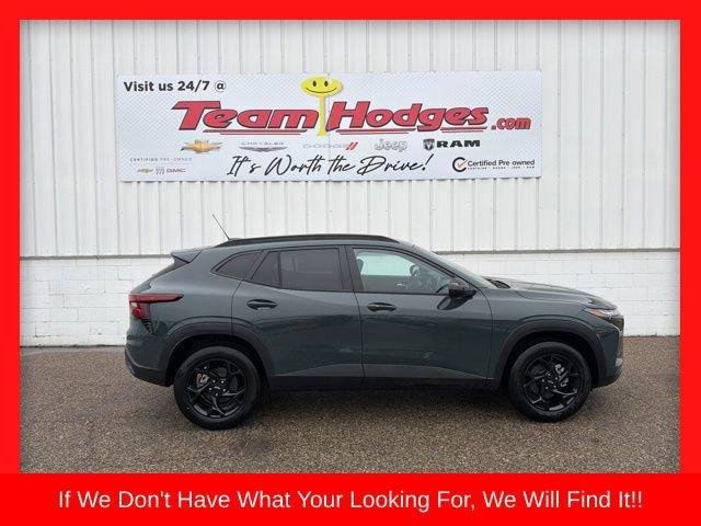 New 2026 Chevrolet Trax LT w/ Midnight Edition image 1