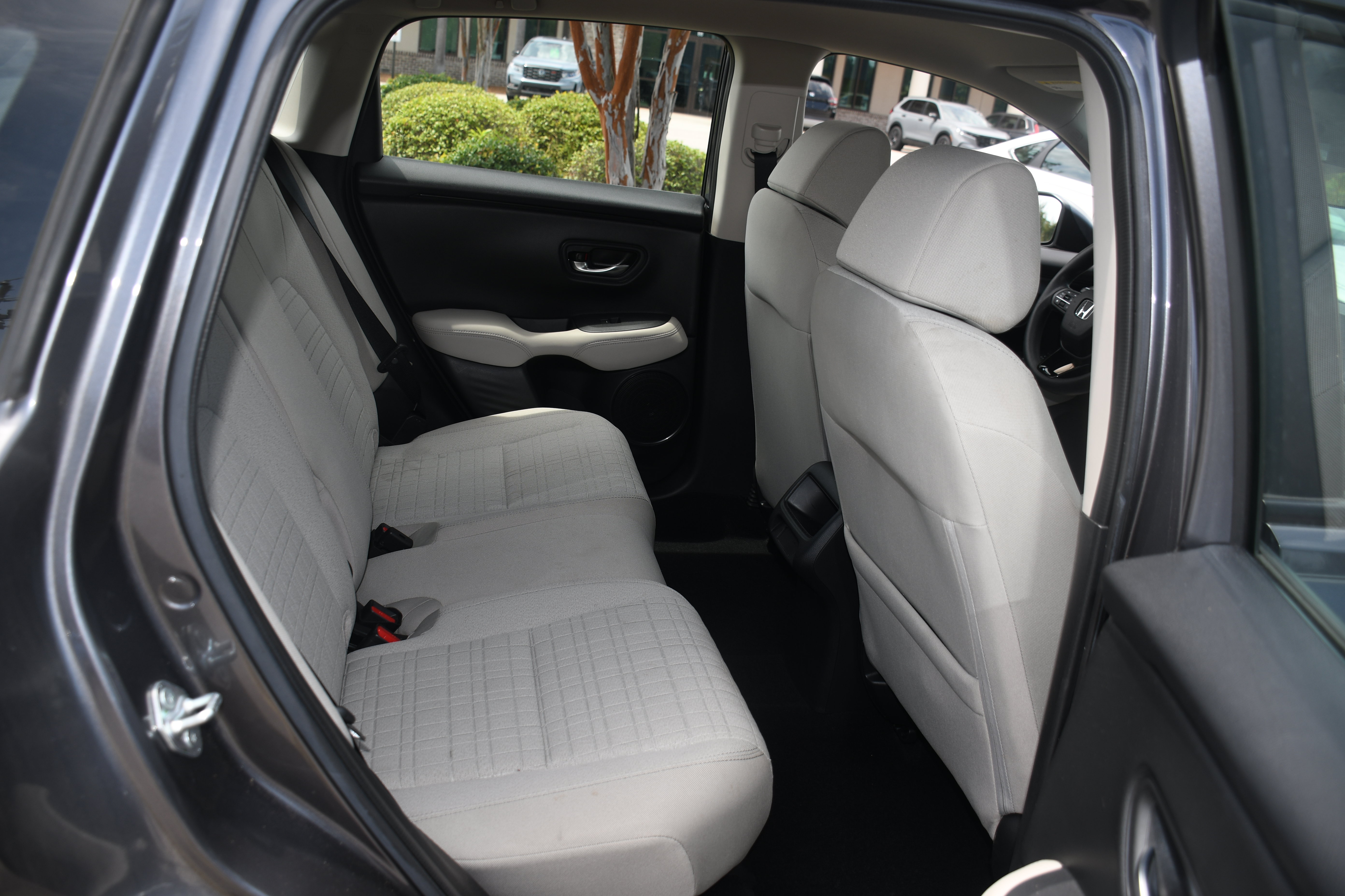 Used 2024 Honda HR-V LX image 17