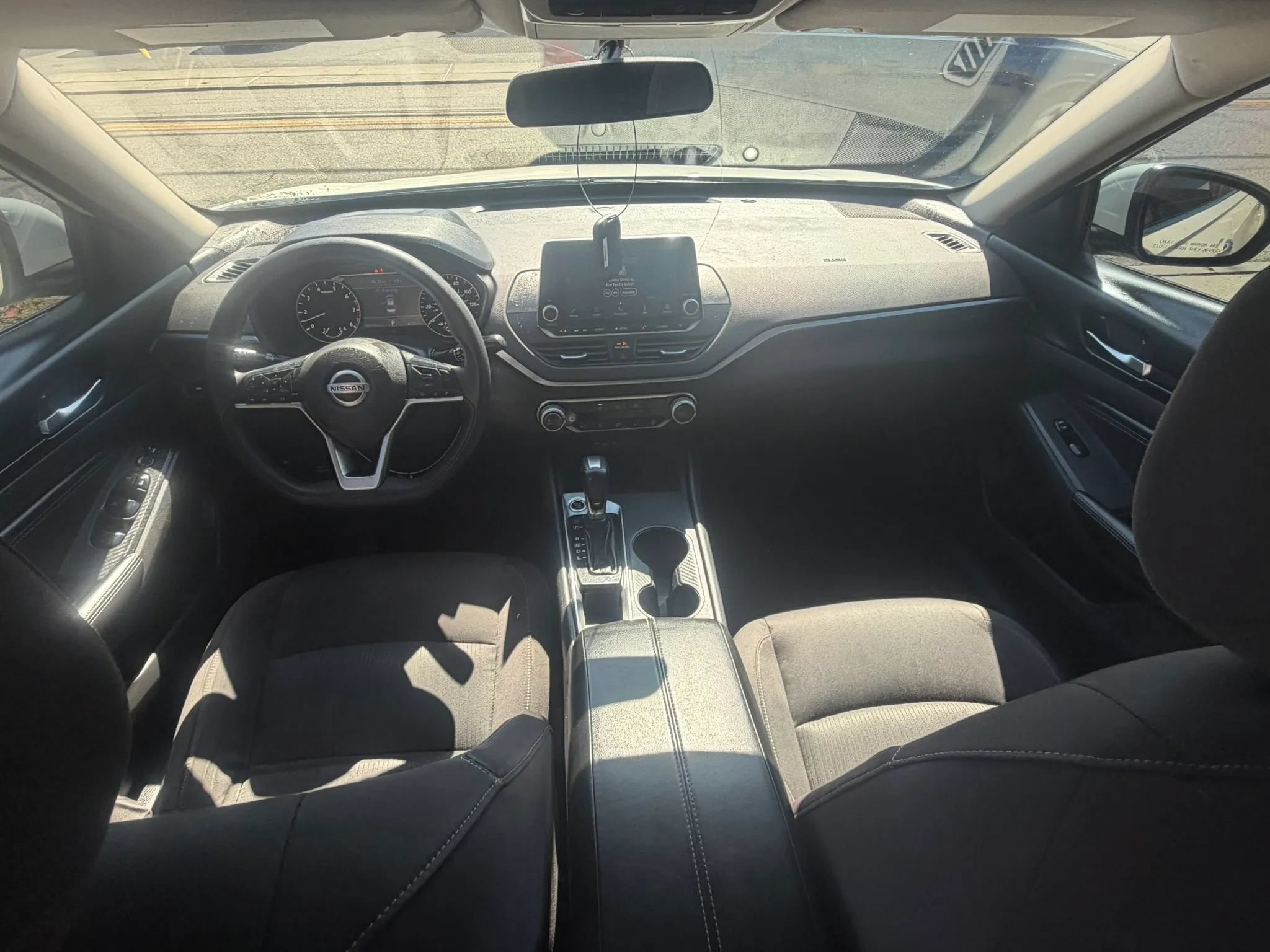Used 2020 Nissan Altima 2.5 S FWD image 29