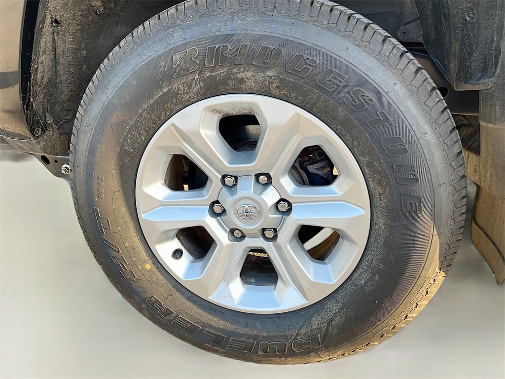 Used 2024 Toyota 4Runner SR5 Premium image 31