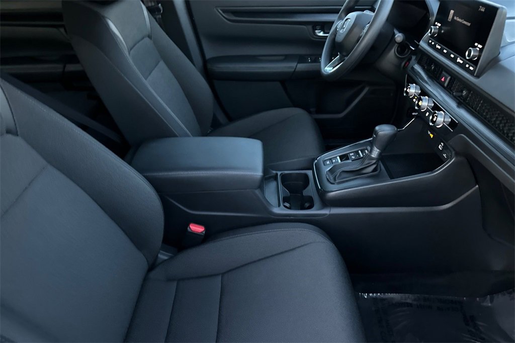 Certified 2025 Honda CR-V LX image 17