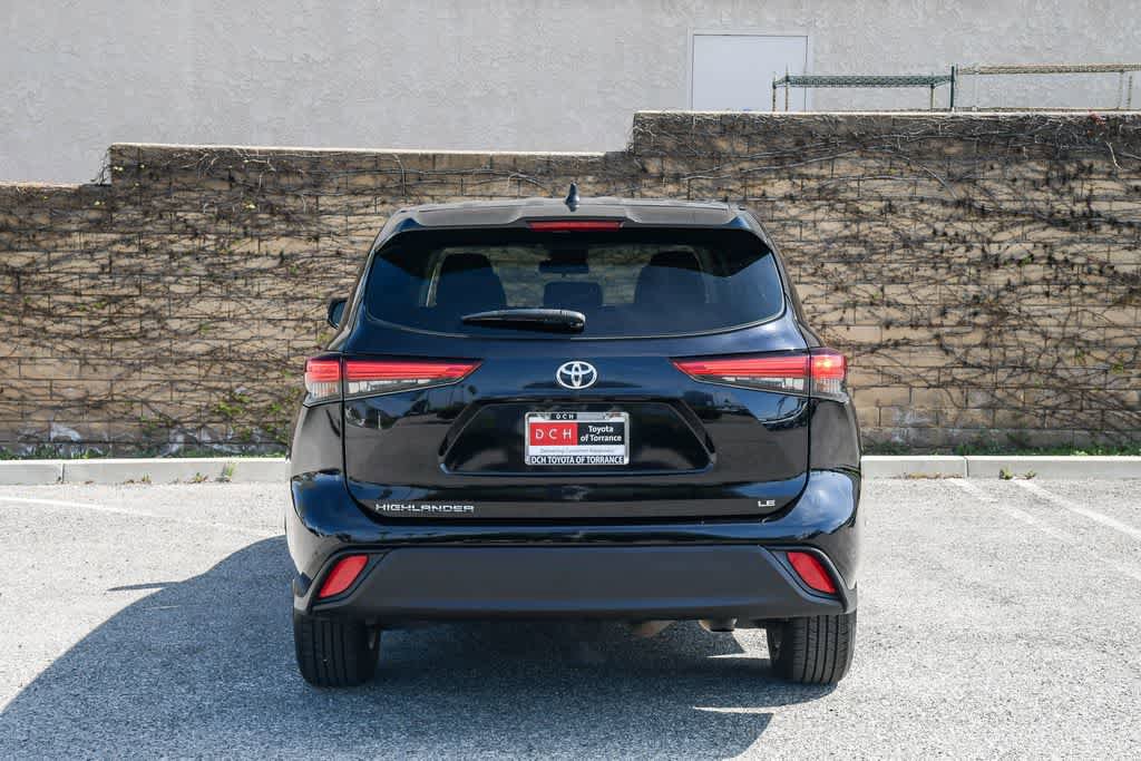 Used 2023 Toyota Highlander LE image 8