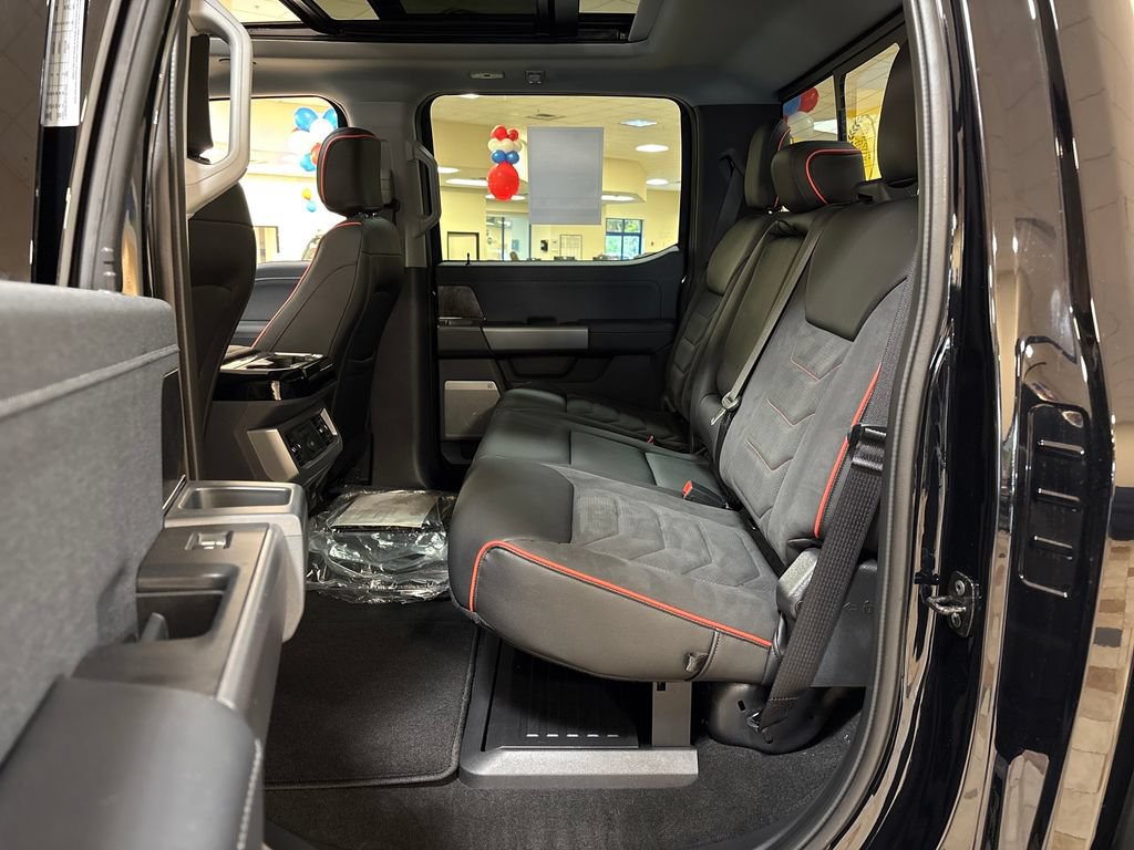 New 2026 Ford F250 Lariat w/ Black Appearance Package AWD/4WD image 26