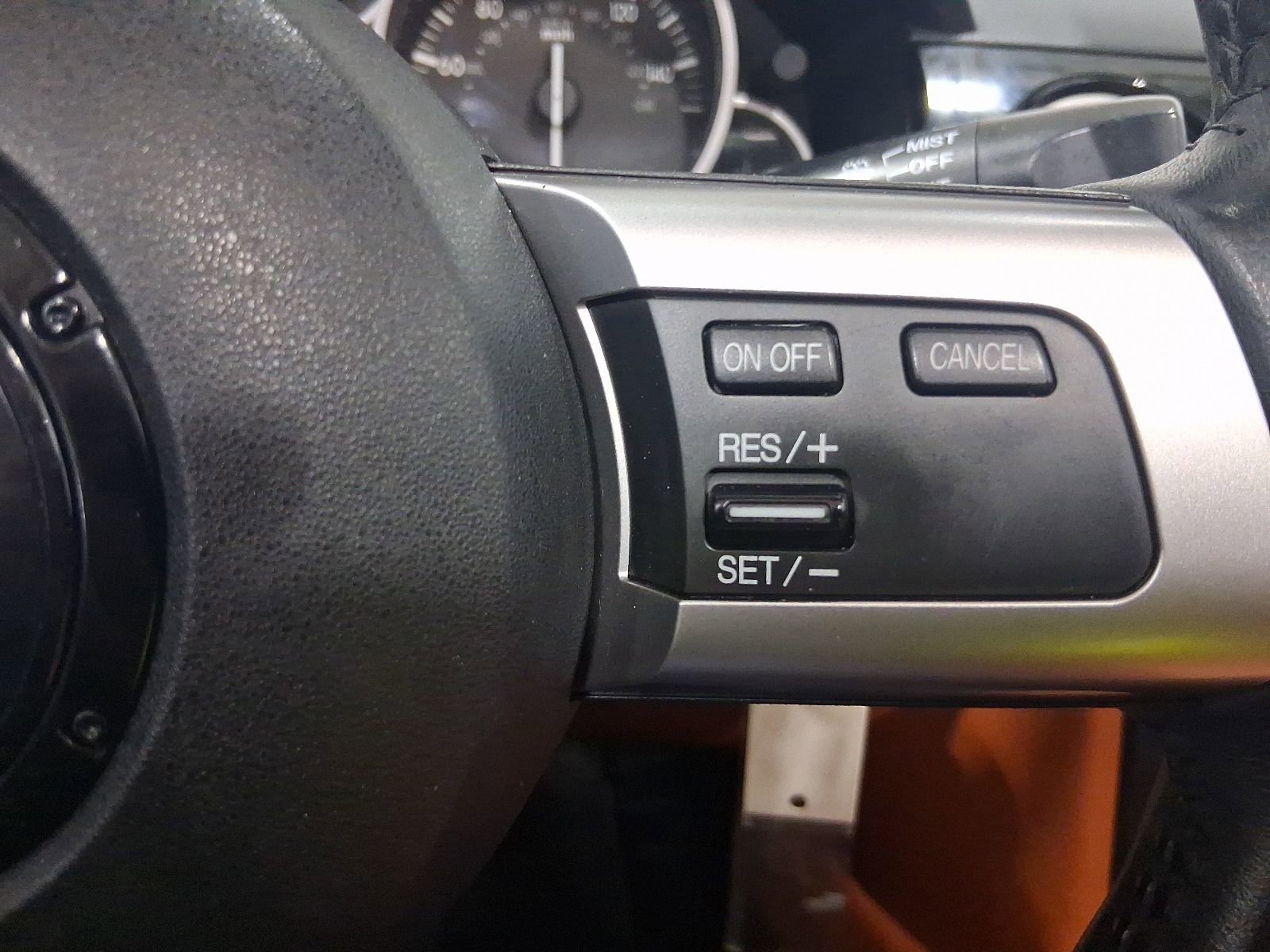 Used 2006 MAZDA MX-5 Miata Grand Touring RWD image 21