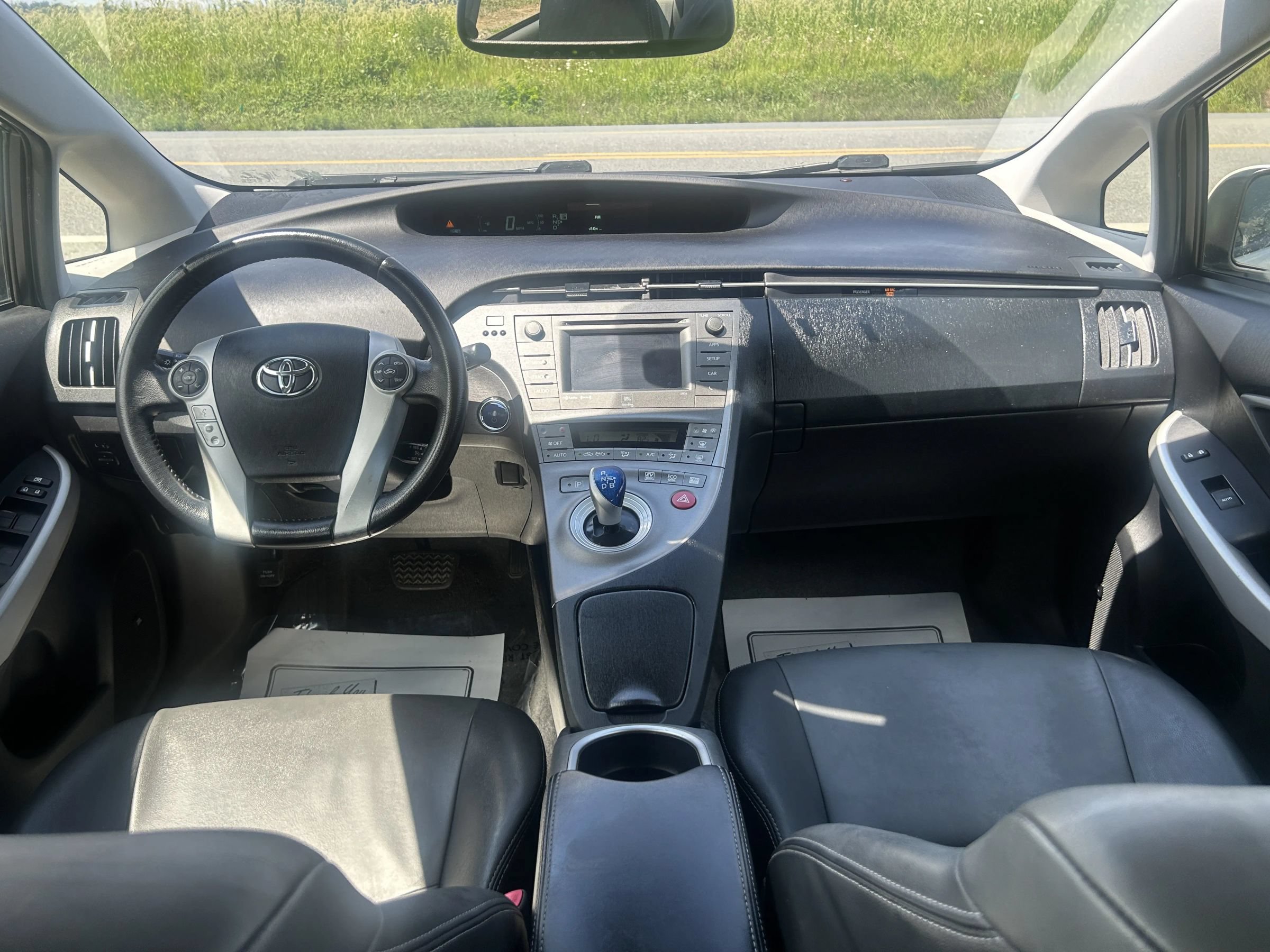 Used 2013 Toyota Prius Four FWD image 16