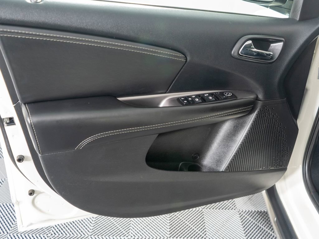 Used 2017 Dodge Journey Crossroad image 20