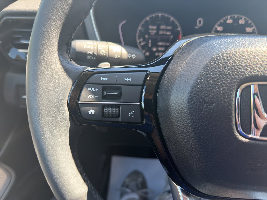 Used 2025 Honda Pilot EX-L image 16
