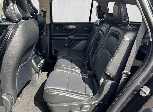 Used 2020 Lincoln Aviator Reserve w/ Equipment Group 201A AWD/4WD image 19