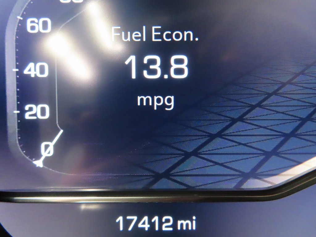 Used 2024 GMC Sierra 1500 AT4 w/ Technology Package image 12