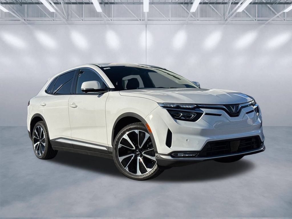 New 2025 VinFast VF 8 Plus AWD/4WD video 1