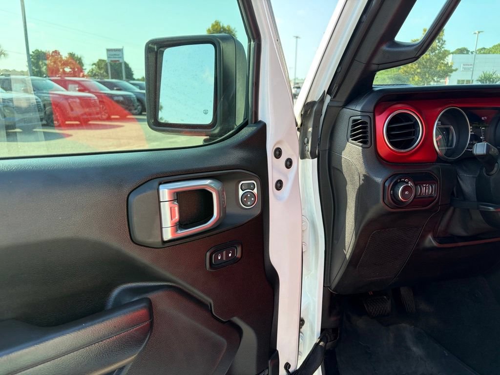 Used 2021 Jeep Wrangler Unlimited Rubicon AWD/4WD image 12