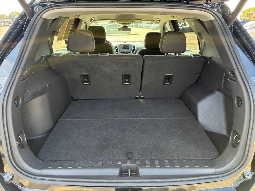 Used 2023 Chevrolet Equinox LT FWD image 5
