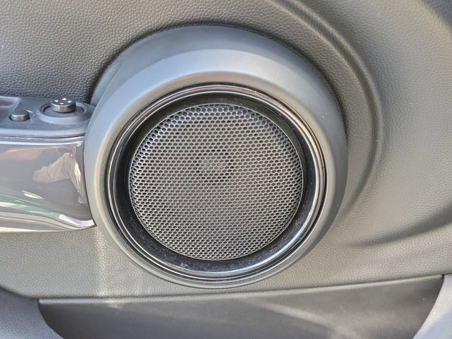 Used 2017 MINI Cooper 4-Door Hardtop FWD image 18