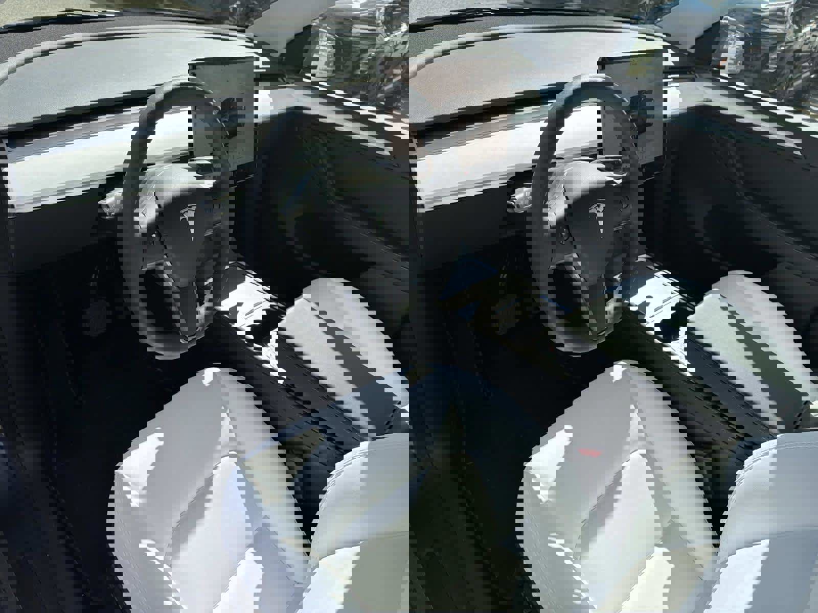 Used 2023 Tesla Model Y AWD image 8