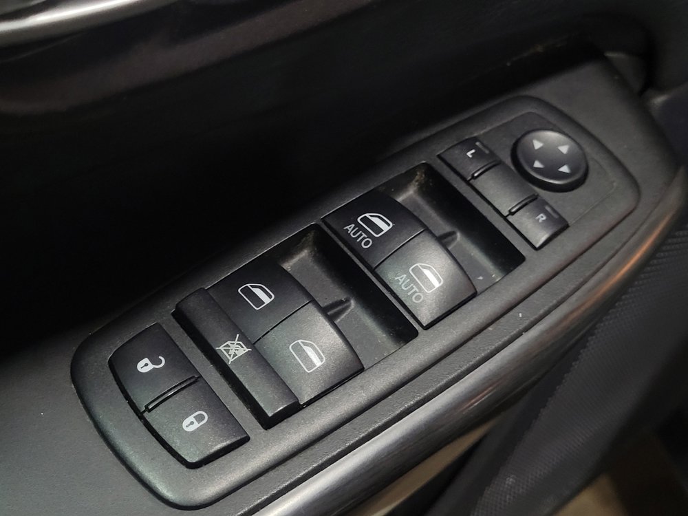 Used 2014 Jeep Cherokee Limited w/ Luxury Group image 27