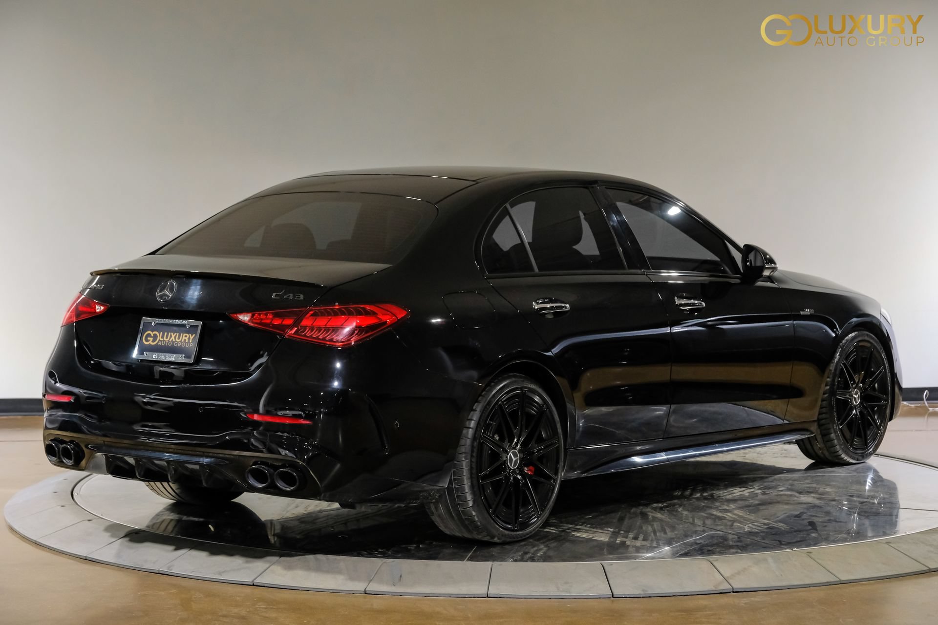 Used 2024 Mercedes-Benz C 43 AMG 4MATIC Sedan w/ AMG Dynamic Plus Package image 10