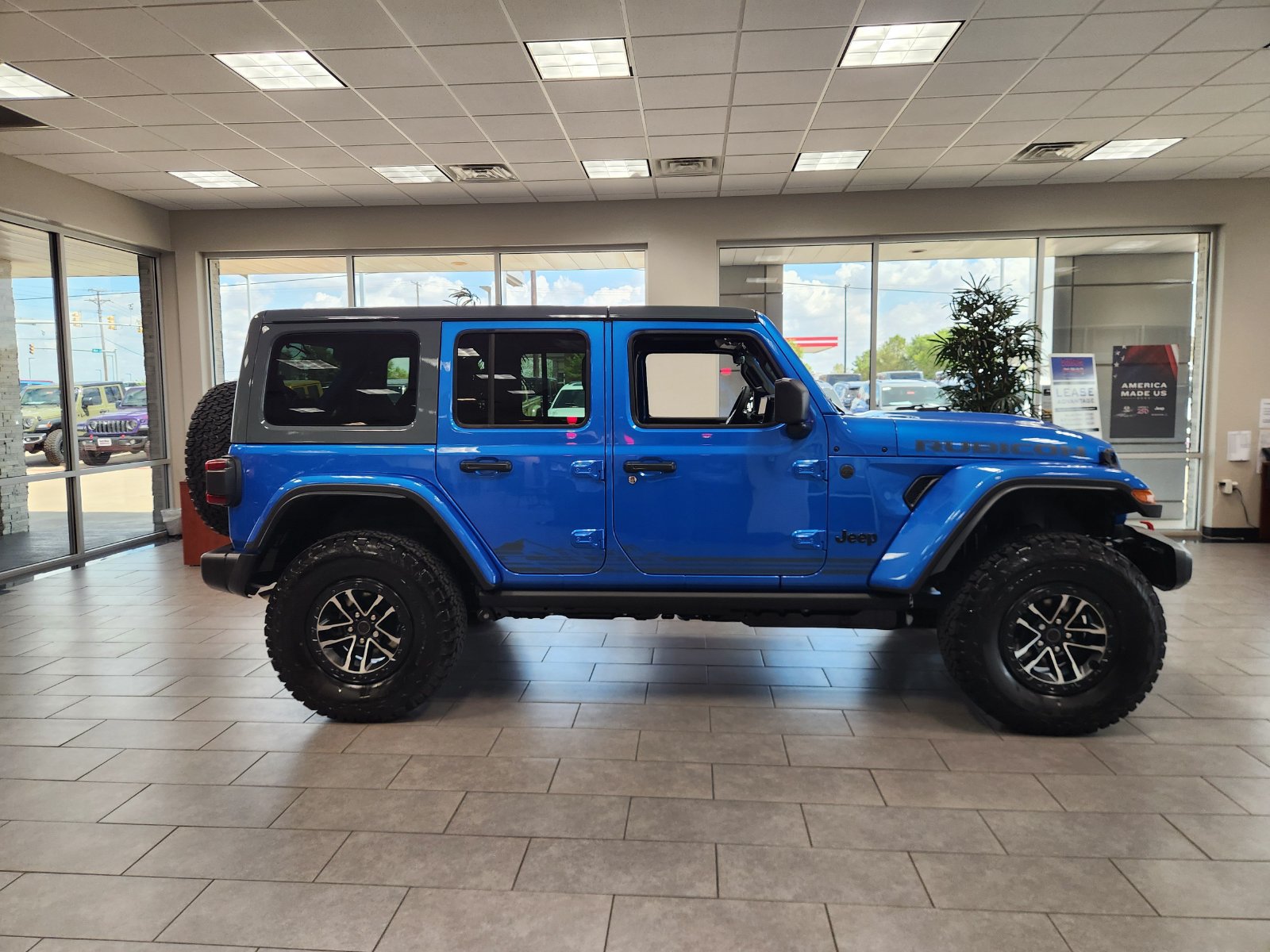 New 2026 Jeep Wrangler Unlimited Rubicon AWD/4WD image 7