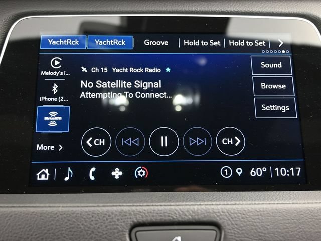 Used 2022 Cadillac XT4 Premium Luxury w/ Safety Alert Package AWD/4WD image 17