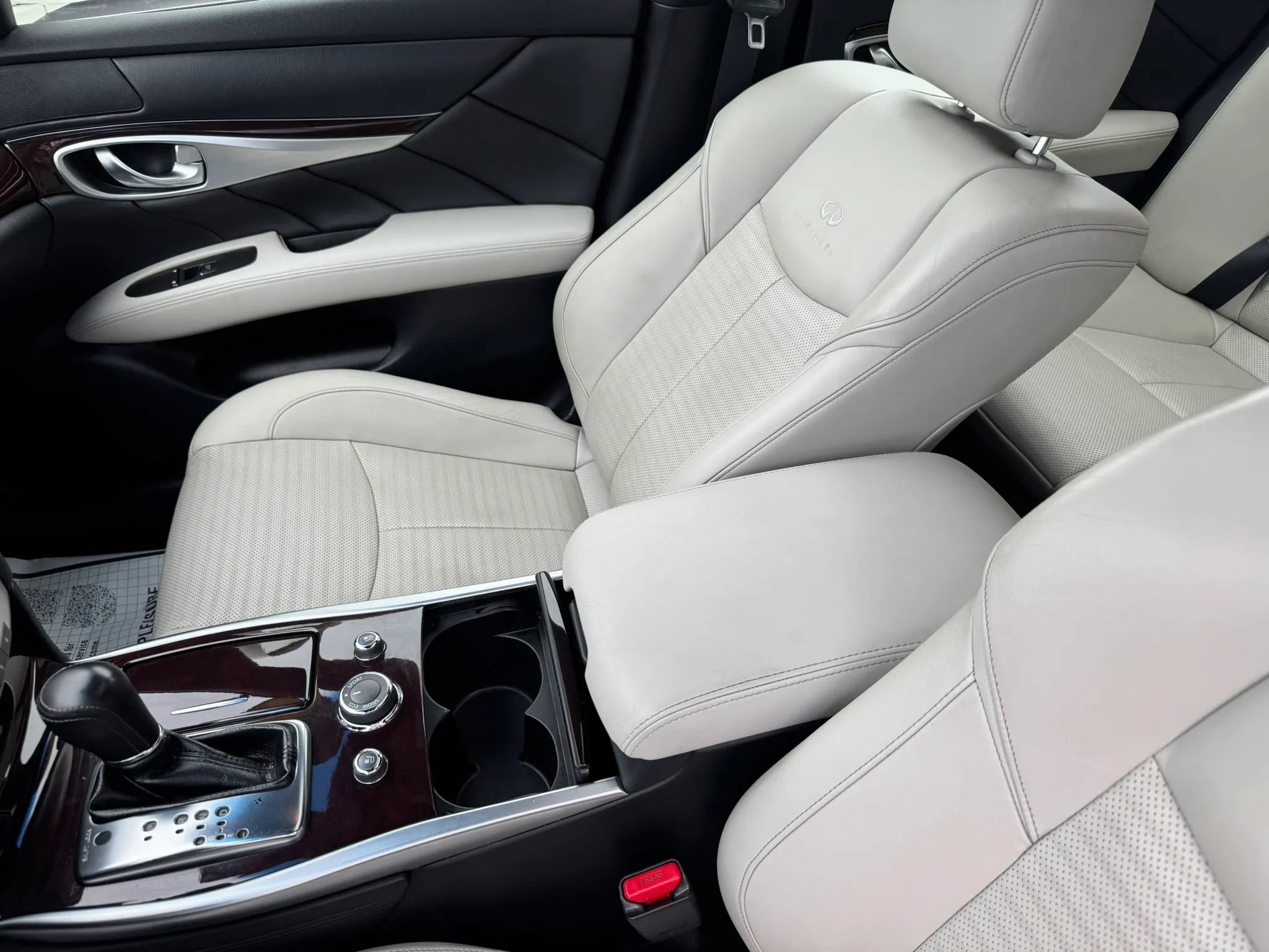 Used 2013 INFINITI M37 x w/ Premium Pkg AWD/4WD image 13
