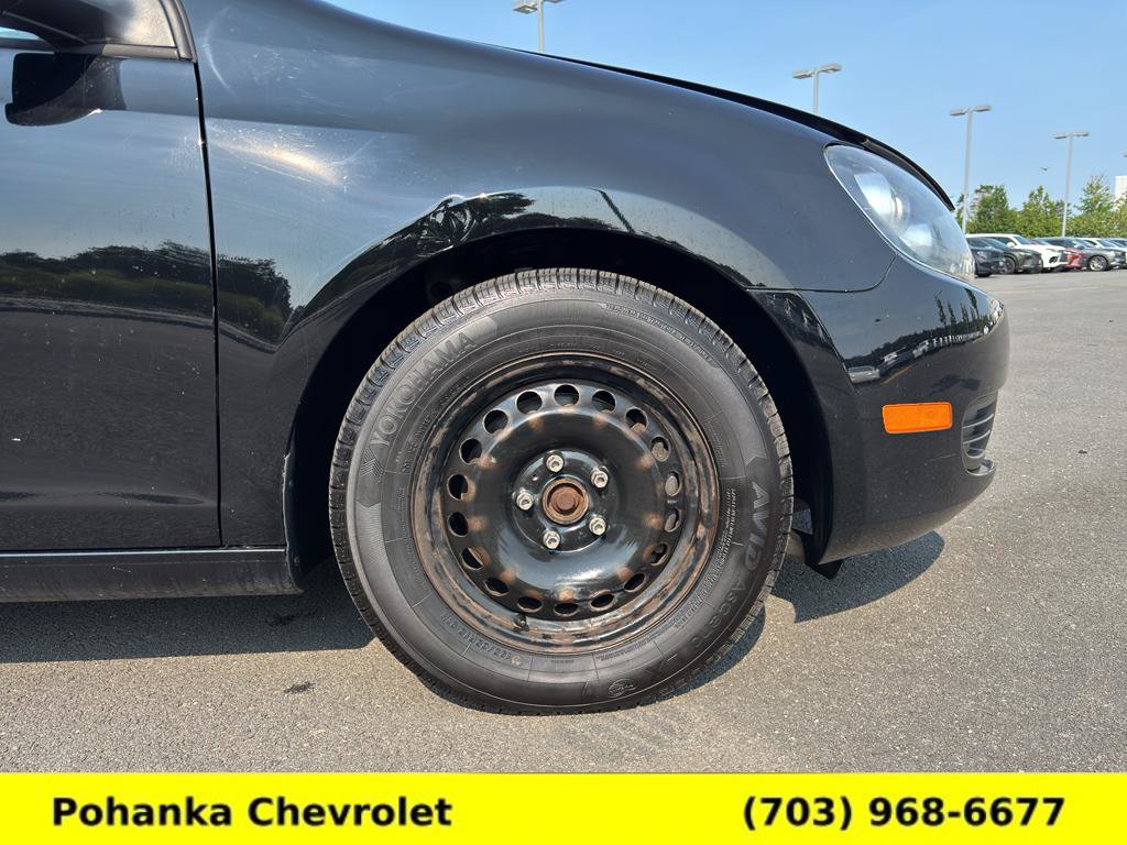 Used 2012 Volkswagen Golf 2-Door FWD image 26