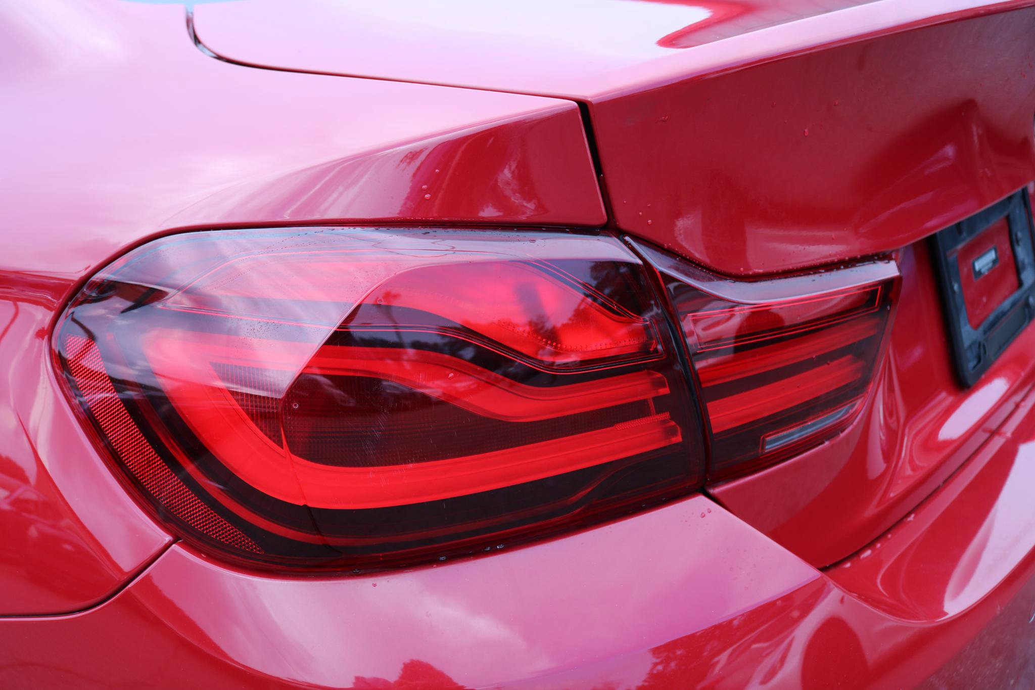 Used 2020 BMW M4 Coupe w/ Competition Package RWD image 9