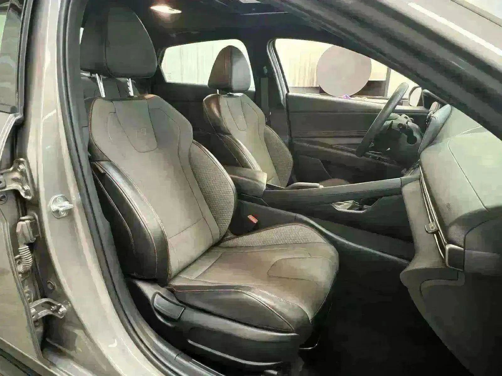 Used 2023 Hyundai Elantra N Line image 32