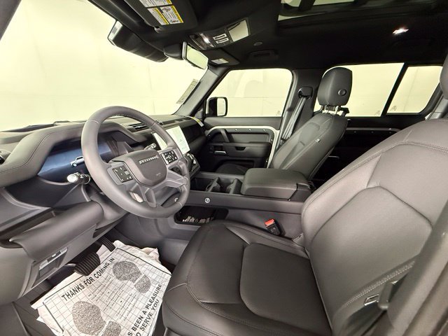 New 2026 Land Rover Defender 110 X-Dynamic SE AWD/4WD image 15