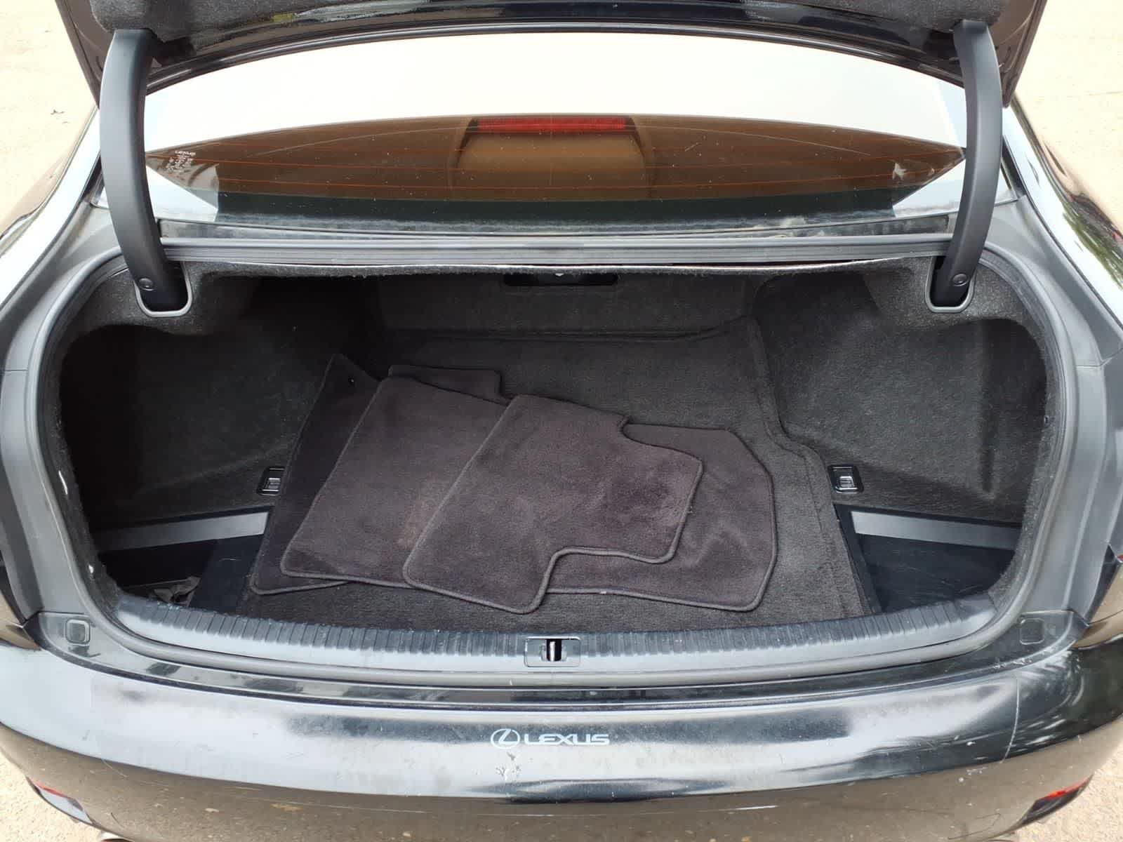 Used 2012 Lexus IS 250 w/ Premium Pkg Value Edition RWD image 6