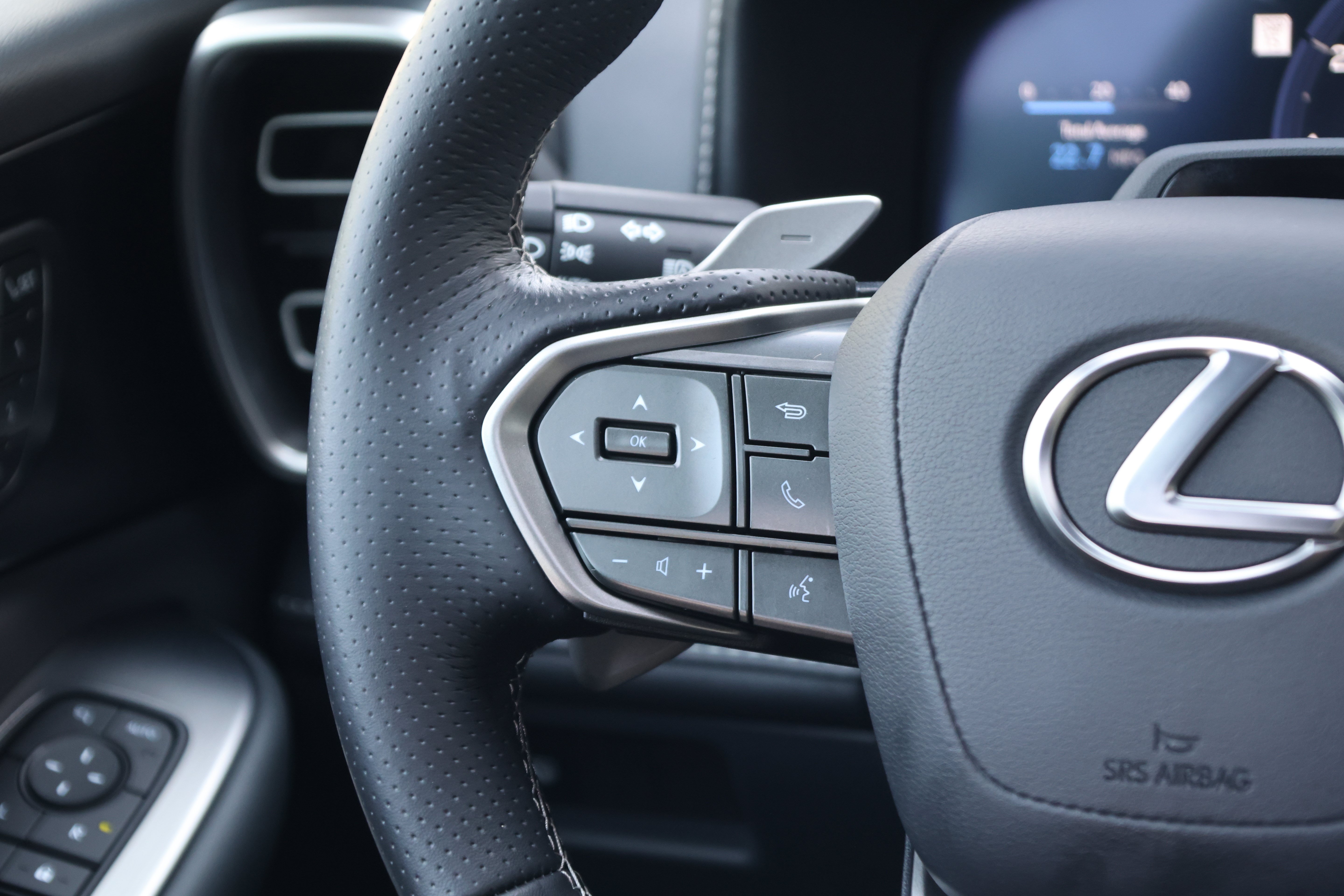 Used 2026 Lexus IS 350 F Sport w/ Technology Package RWD image 19