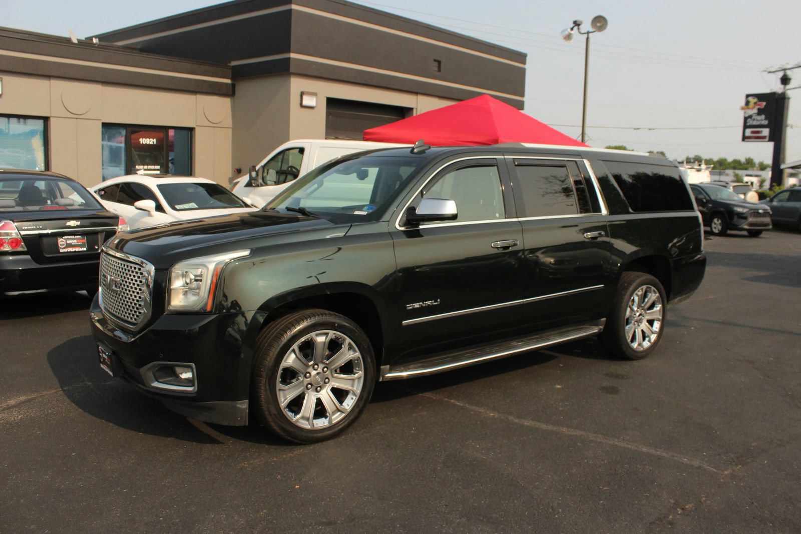 Used 2016 GMC Yukon XL Denali w/ Open Road Package