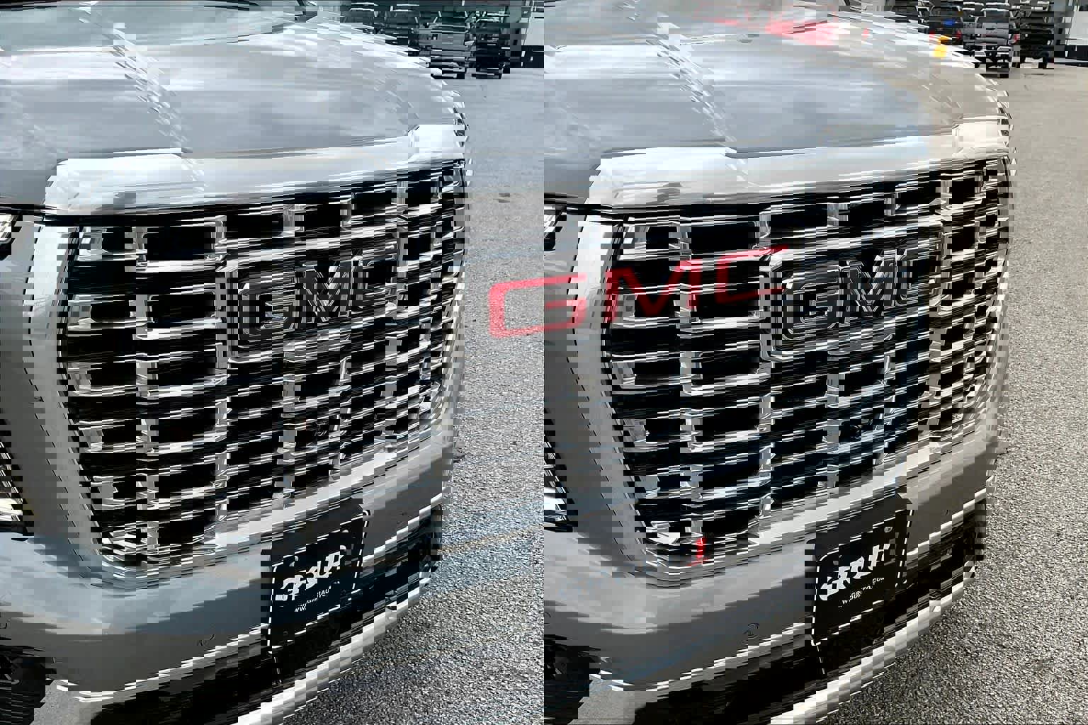 Used 2026 GMC Yukon Denali w/ Denali Reserve Package image 30