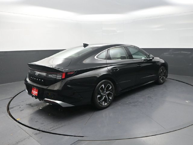 Used 2024 Hyundai Sonata SEL FWD image 8