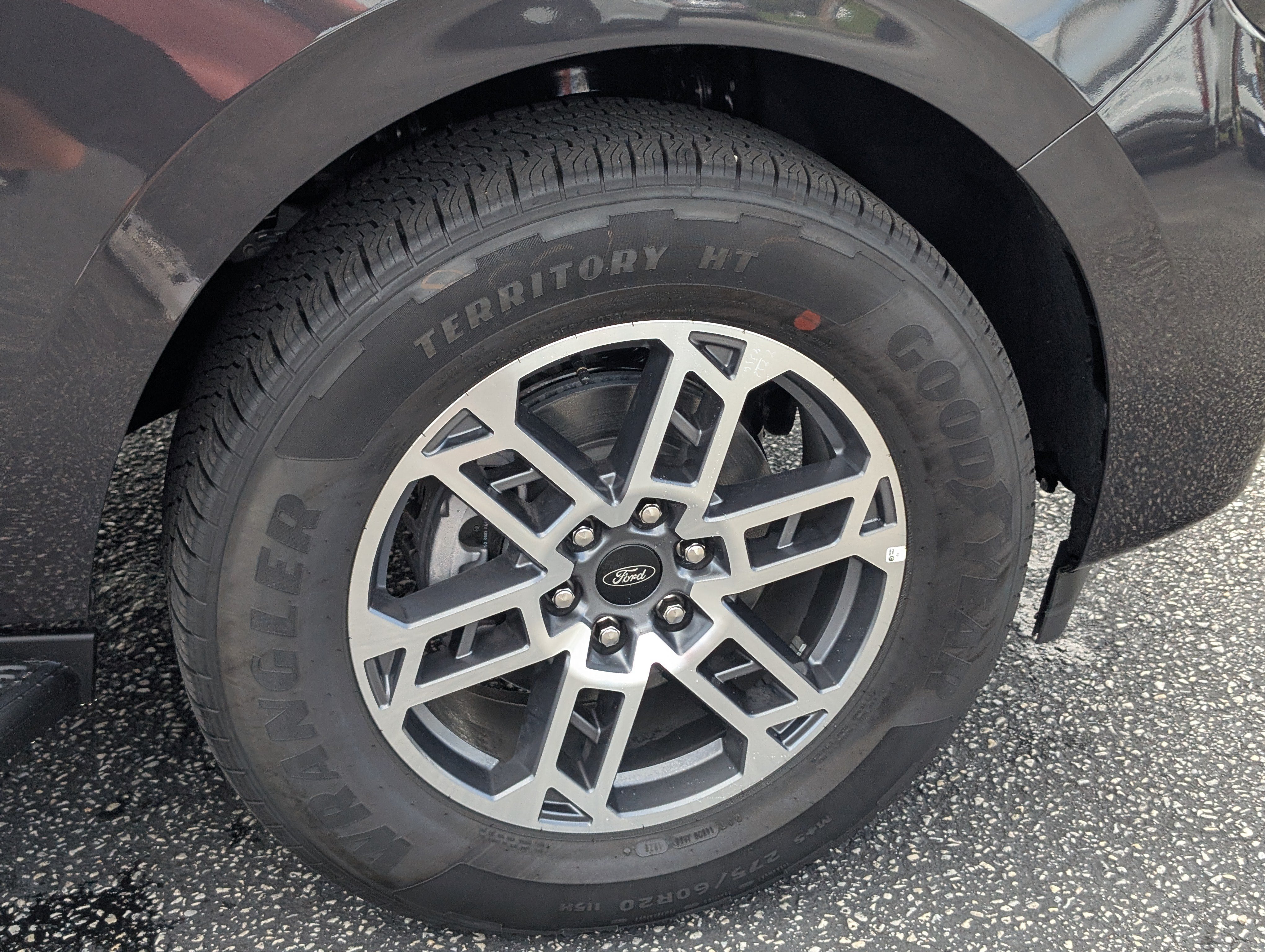 New 2026 Ford Expedition Active RWD image 7