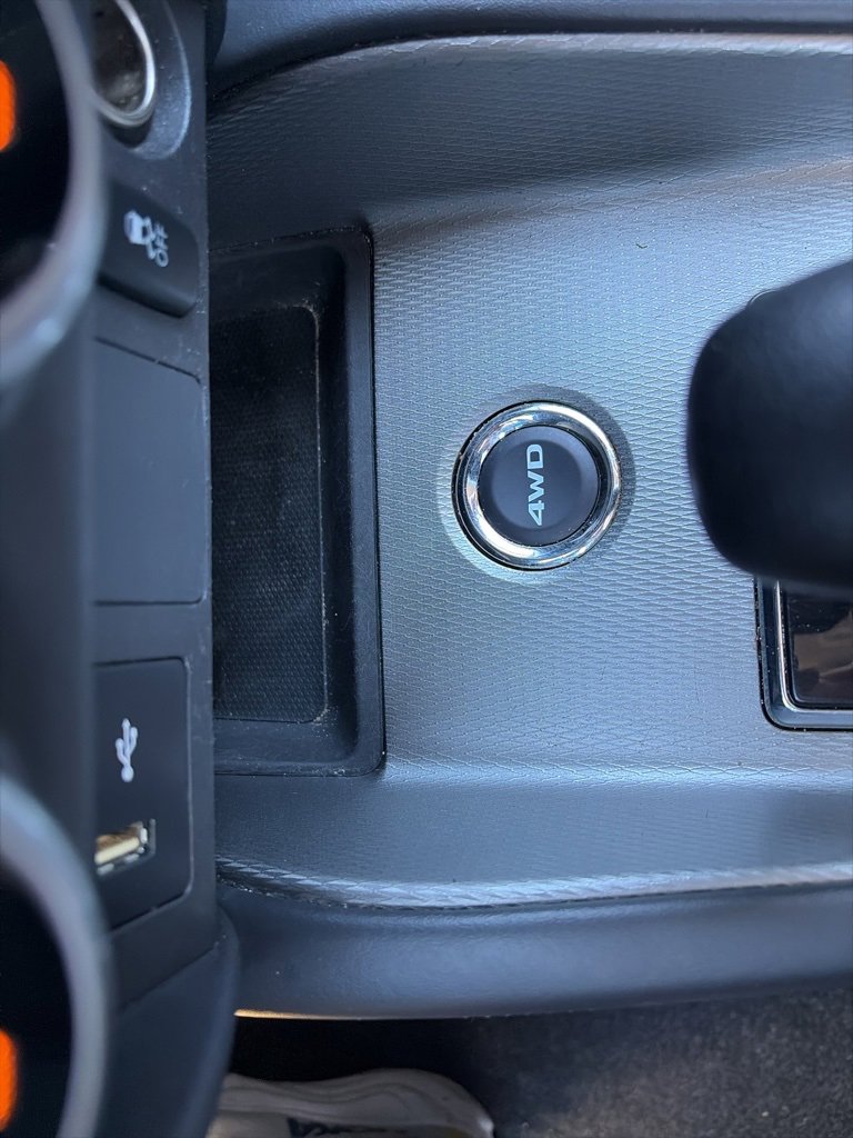 Used 2023 Mitsubishi Outlander Sport SE image 18