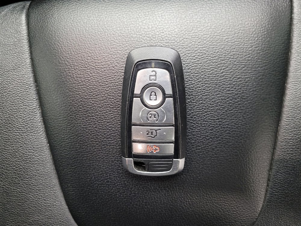 Used 2021 Ford Edge Titanium w/ Cargo Accessory Package FWD image 32
