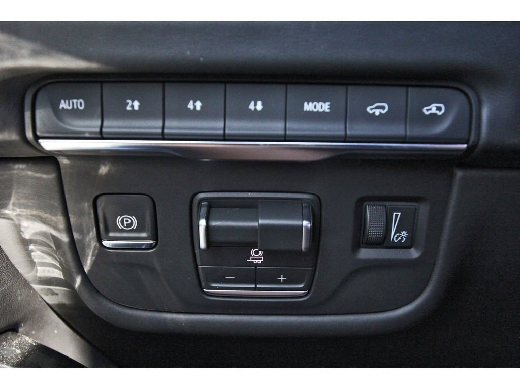 New 2026 Cadillac Escalade ESV Platinum Sport w/ LPO, ONYX Package image 15