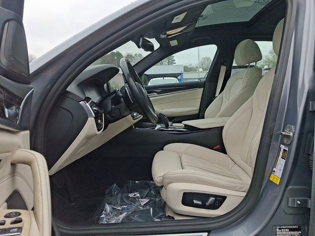 Used 2023 BMW 530i w/ Premium Package image 16