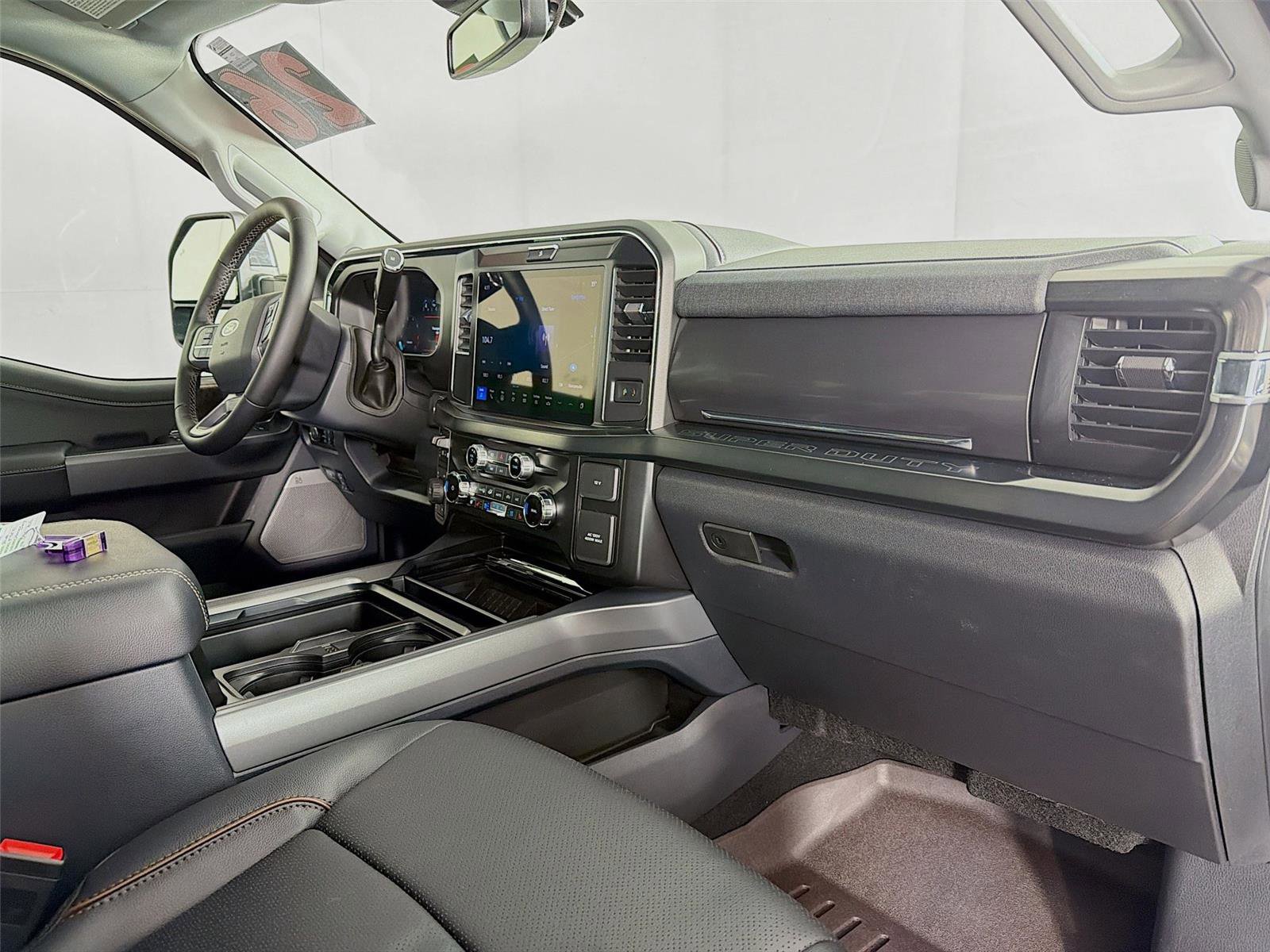 Used 2026 Ford F350 Lariat w/ Black Appearance Package image 30