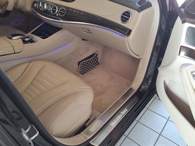 Used 2020 Mercedes-Benz S 560 Sedan image 24
